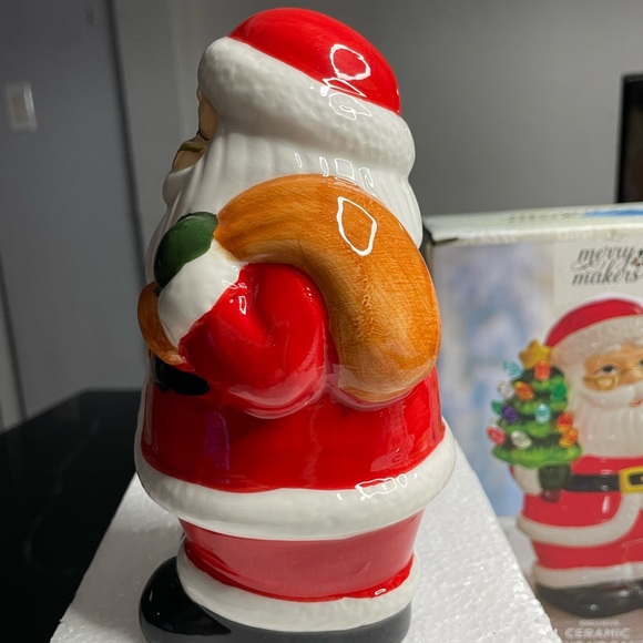 Merry Makers Ceramic Light up Santa - Picture 4 of 7